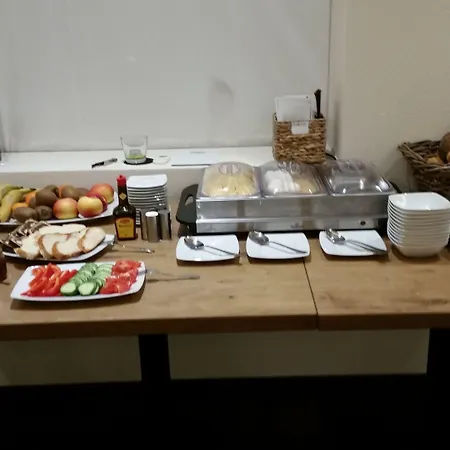 Gaestehaus Vinaria בית הארחה